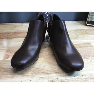 East 5th Women's 8 Dark Brown Slip-On Block Rutter Stacked Heel Chelsea Booties